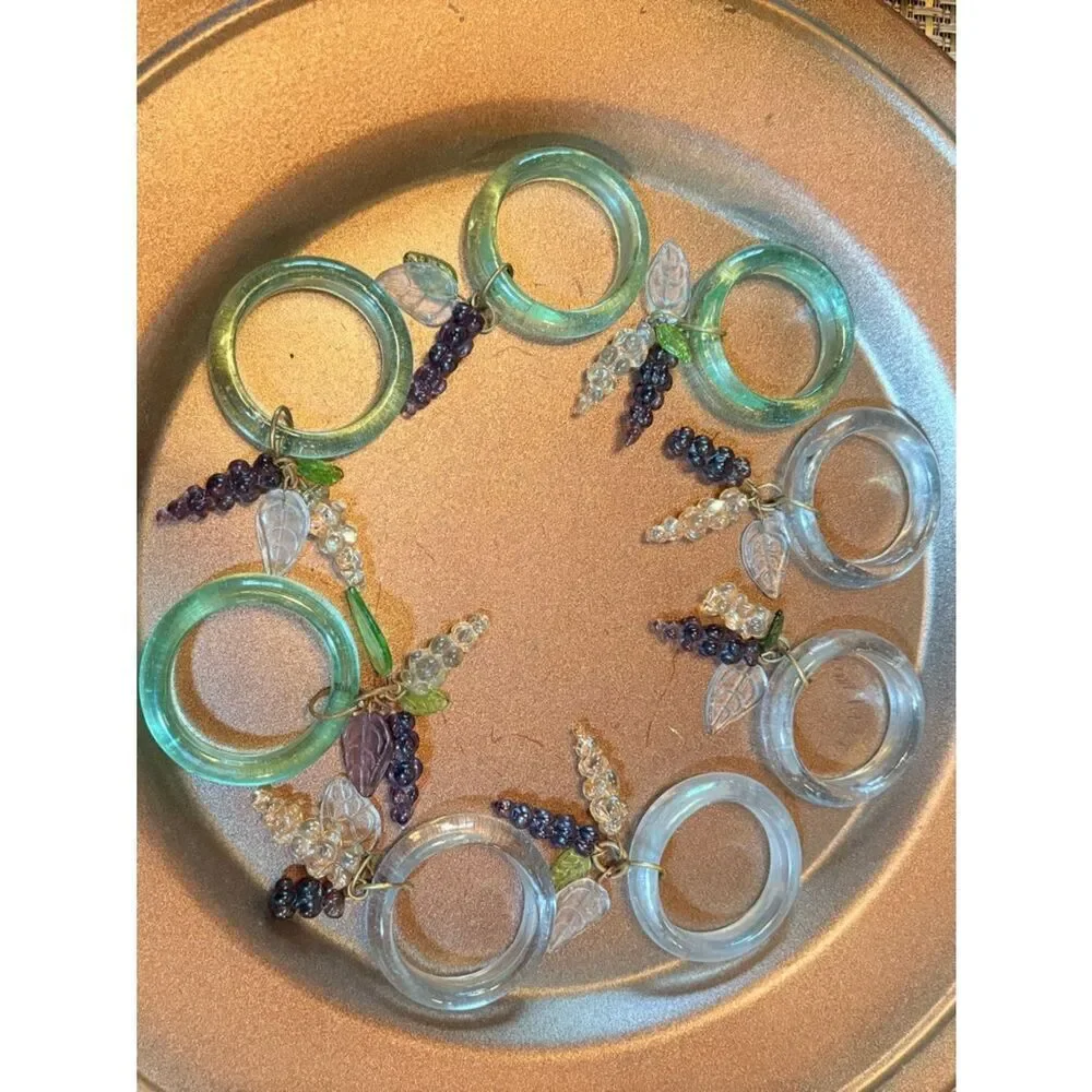 Set 8 Vintage Glass Napkin Rings with Grape Charms Green Clear